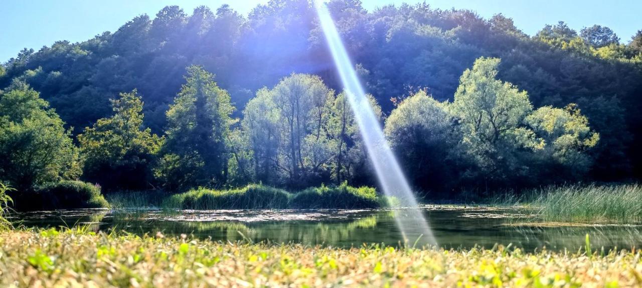 Smaragd River Near Rastoke & Plitvice Lakes Слуни Экстерьер фото